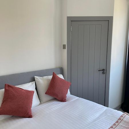 Room In Shared House Hackney London Exterior photo