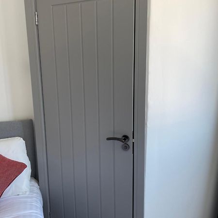 Room In Shared House Hackney London Exterior photo